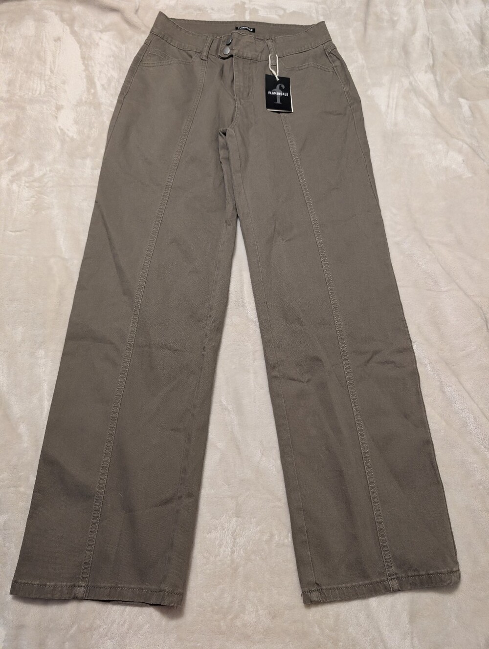 Flamingals Mid-rise Solid Seam Front Straight Leg Pants NWT Women's Medium - Picture 2 of 6